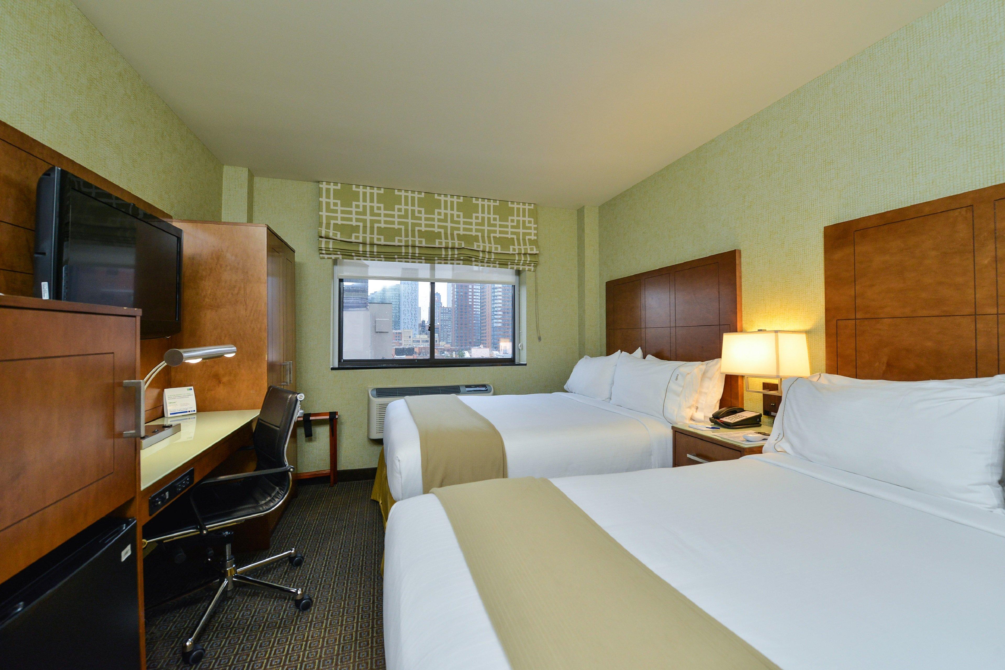 Holiday Inn Express Manhattan Midtown West By Ihg New York Exterior foto