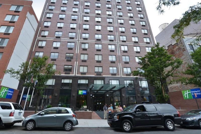 Holiday Inn Express Manhattan Midtown West By Ihg New York Exterior foto
